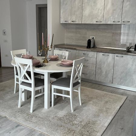 Apartament Anais Alba Iulia Eksteriør bilde